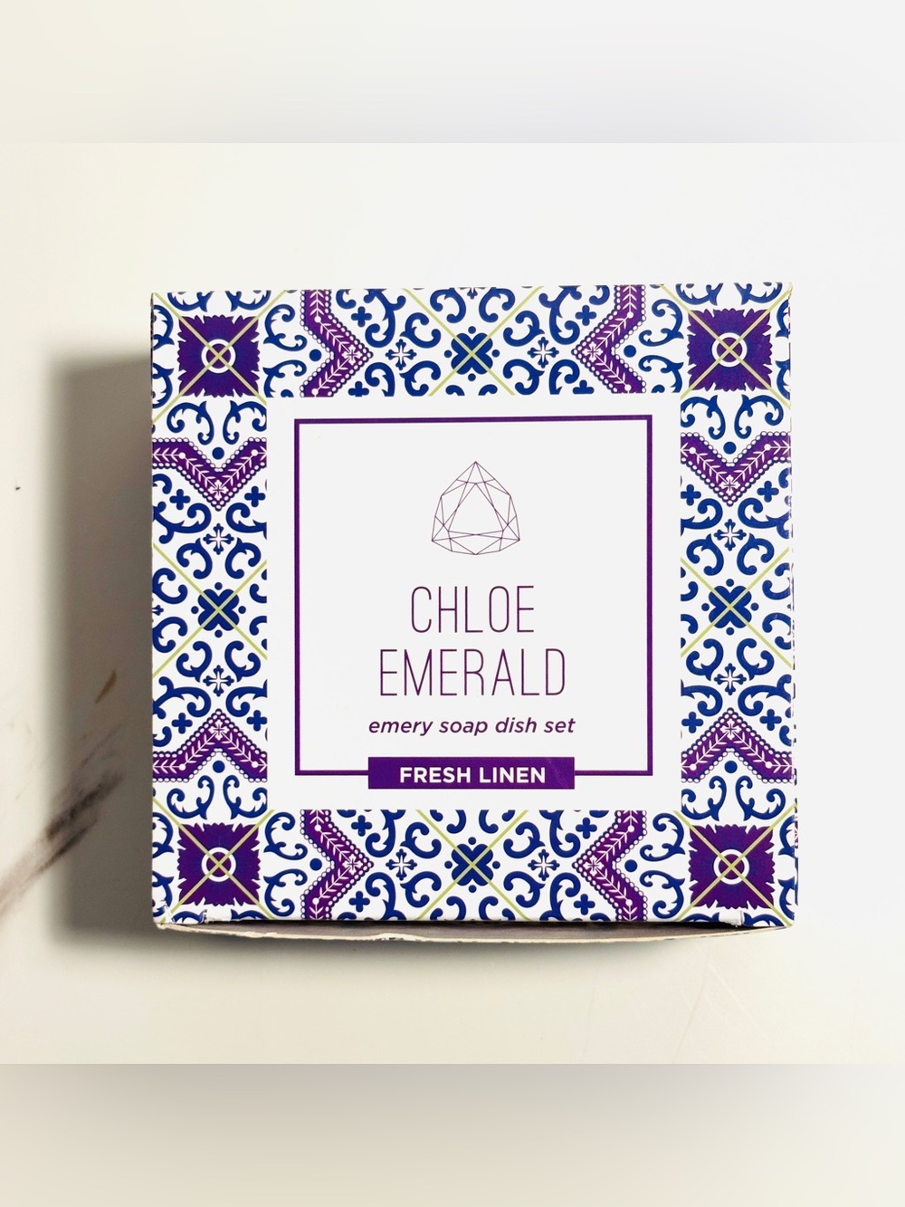 New Chloe Emerald Emery Soap Dish Gift Set Fresh Linen Wrapped Soap, Trinket